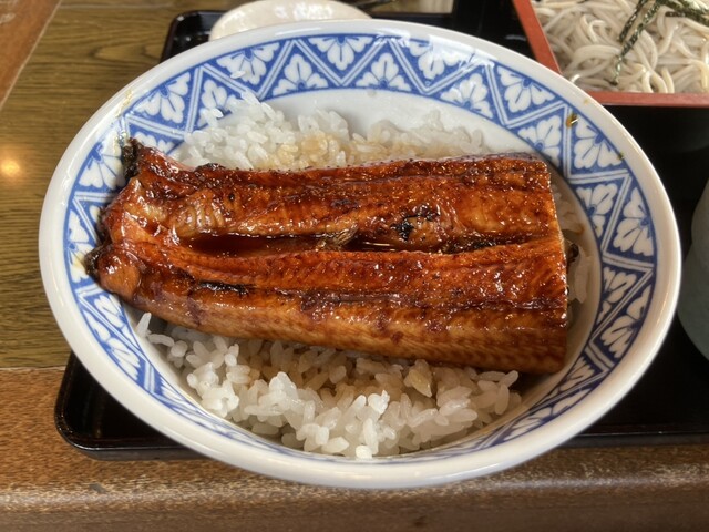 南部家敷 大曲店 - 北大曲（そば）の写真