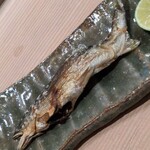 新日本料理おぶね - 焼き物：和良川の友釣り天然鮎：1時間以上かけてじっくりと焼き上げてあります。蓼酢と酢橘でいただきます。