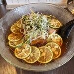 AKIHA麺屋 粋翔 - 『秋葉硝子と奏でるすだちとの夏』　夏季限定。