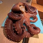 新日本料理おぶね - 三河湾の大きな蛸、低温醤油煮。