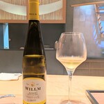 新日本料理おぶね - WILLM ALSACE PINOT GRIS 2021 RESERVE ：アルザス地方 白ワイン。