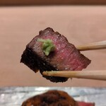 新日本料理おぶね - 肉料理：遠州夢咲牛のシャトーブリアンを炭火焦がし焼きして、山葵、胡桃とバルサミコの漬けダレでいただきます。流石！シャトーブリアン！ とても軟らかで美味しいですネ！♡♡