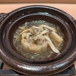 新日本料理おぶね - 熱鍋：三島の白茄子、天然すっぽん、松茸餡かけ、白梅貝、毛蟹、新生姜のつゆ。スッポンがトロォ～り！ お出汁が濃厚で熱々！ 美味しい！