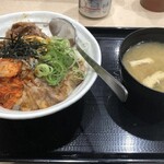 松屋 新所沢東口店 - ビビン丼と味噌汁