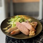 なんか喰ぃ亭 - 肉盛りプレート