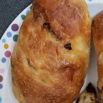 ブーランジェリー ミヤナガ - チョコといちじくの白ワイン煮