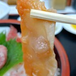 勢登鮨 - 八食丼(酢飯)の赤貝