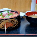 勢登鮨 - 八食丼(酢飯)