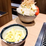 月島もんじゃ こぼれや - 明太チーズ餅もんじゃ　準備。これを見るだけでお腹が空く