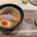 ウニラーメン専門店 uniRA - ウニラーメン　スタンダードと利尻のバフンウニ単品