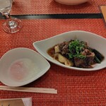 鉄板Diner JAKEN - 牛のスジとコウネの鉄板すき焼き♪