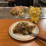 おこのみ焼き おこまる - ねぎおこ　1,200円（税込）　※粉もん店の場合、キトランを出すタイミングが、難しい