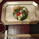 分とく山 - お造り　太刀魚の旨みが炙ったことにより濃縮され、うにモロヘイヤはコクを苦味でうまく調整。あとは全てのベースが高いと思う。