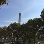 Astrance - 近所からエッフェル塔も