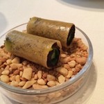 Astrance - ジンジャーとバジルの春巻風