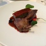 Astrance - 鳩　ブラジルペッパー、茄子と味噌