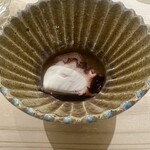 鮨 なんば - 蒸し蛸　蛸の煮汁で炊いた大根