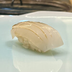 鮨 なんば - 墨烏賊　サックリ感で噛むほどに甘みが出てきます