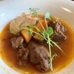 肉とチーズ Jajaja UNO本店 - グヤーシュ（ハンガリー風煮込）