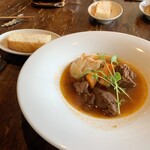 肉とチーズ Jajaja UNO本店 - パンはおかわり無料でした♪