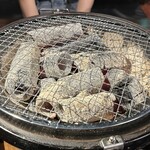 炭火ホルモン焼肉亭 - 