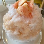 かき氷とパフェmikaku - 生桃のかき氷¥2000