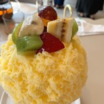 かき氷とパフェmikaku - フルーツプリン氷¥1200