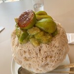 かき氷とパフェmikaku - 青いちじくに黒糖ミルクのかき氷¥2000