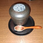 渋谷 松川 東急プラザ渋谷 - 茶碗蒸しの入った容器です。