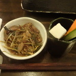 YAKITORI CLUB 和八 - 煮物、野菜スティック