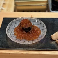 六本木きんめ鮨 - いくらこぼれ軍艦
