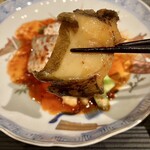 中目黒 若狭 - 〈チェジュ島の太刀魚と鮑の煮付け〉鮑