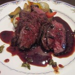 ジュイップ - 羊肉の炭火焼き エストラゴンのソース