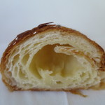 パン工房 まごころ - バタークロワッサン