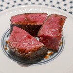 三和 - 山形花沢牛ランプの炭火焼き