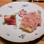 三和 - 生ハムとニョッコフリットとハム、サラミ