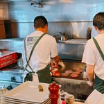 シェイクツリー バーガー＆バー - 