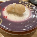 回転寿し トリトン 池袋東武店 - 分厚いほたて