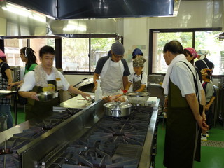 Pepa Mun - カレー教室による食育活動