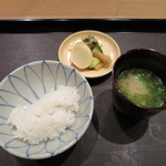 h Jushuu - 佐賀県ゆめしずく、香の物、味噌汁
