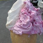 まきばのジャージー - ラズベリーと栗のジェラート