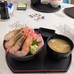 ヤマタくん - 大トロ+ボタン海老丼