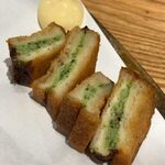 九州の旨かもん 旨か酒 くすお - 「ハトシ揚げ」748円