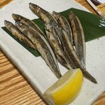 九州の旨かもん 旨か酒 くすお - 「きびなごの炙り焼き」638円