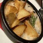 ベジタブル&グリル TORETATE petit - 北海道メークイーンの熱々ガーリックポテト