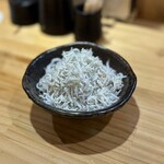 はい、串揚げです。 - じゃこおろし