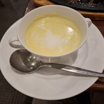 ロイヤルホスト - コーンクリームスープです。
