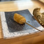 はい、串揚げです。 - 冬瓜(柚子胡椒餡かけ)