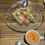 スペイン料理の店 Amunt - ガスパチョと本州鹿