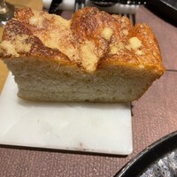 トレヴィーテ - ■自家製パン　フォカッチャ